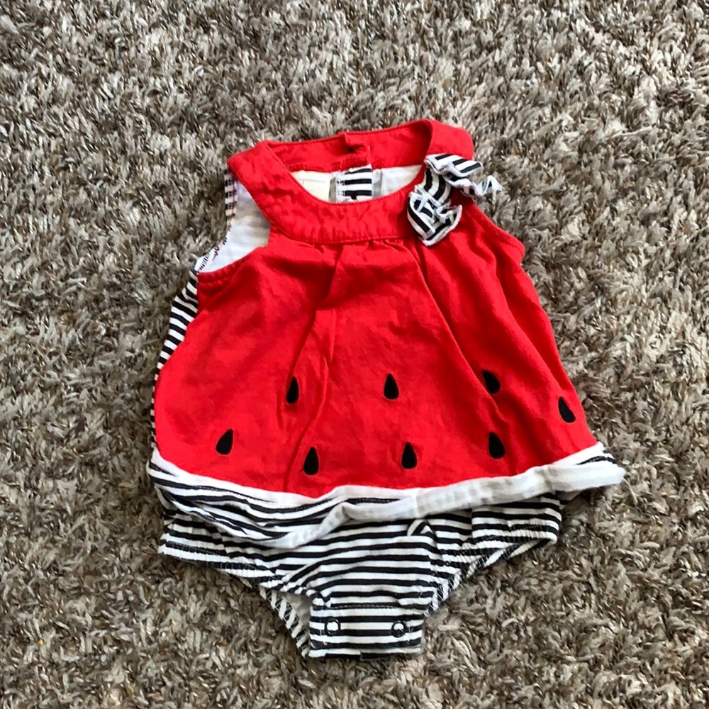 First Impressions 🍉 baby girl romper. 3-6 months.
